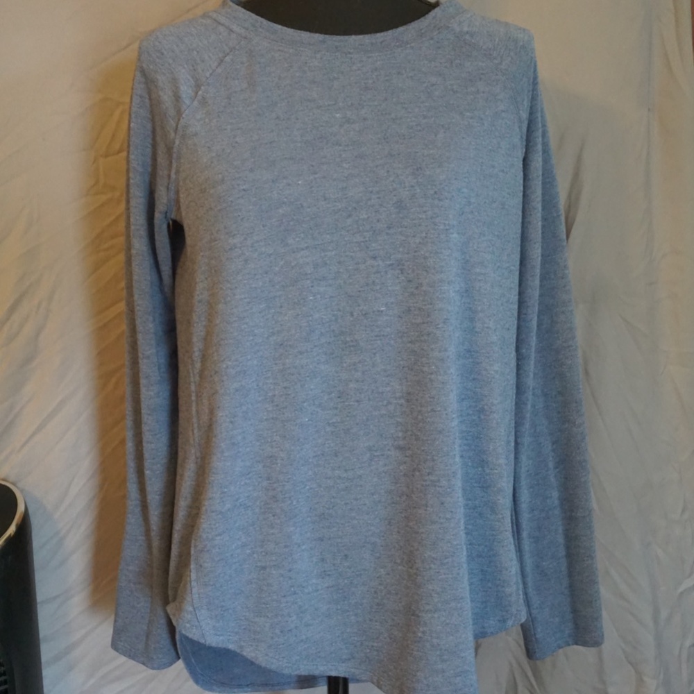 Workout long sleeve shirt